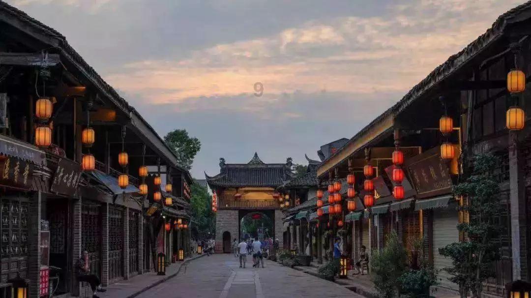 孩子做作业时,家长是否要坐在边上陪着?为什么?知识星球平台-在线学习,深度交流